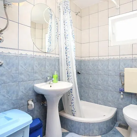 Apartments By The Sea Slatine, Ciovo - 10368 * Trogir