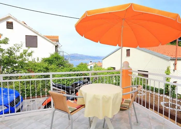 公寓 By The Sea Slatine, Ciovo - 10368 特罗吉尔
